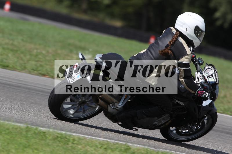 /Archiv-2022/59 31.08.2022 FM Mannhard ADR/Gruppe Mototrend/66